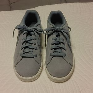 Nike Womens Sneakers Court Royale Suede